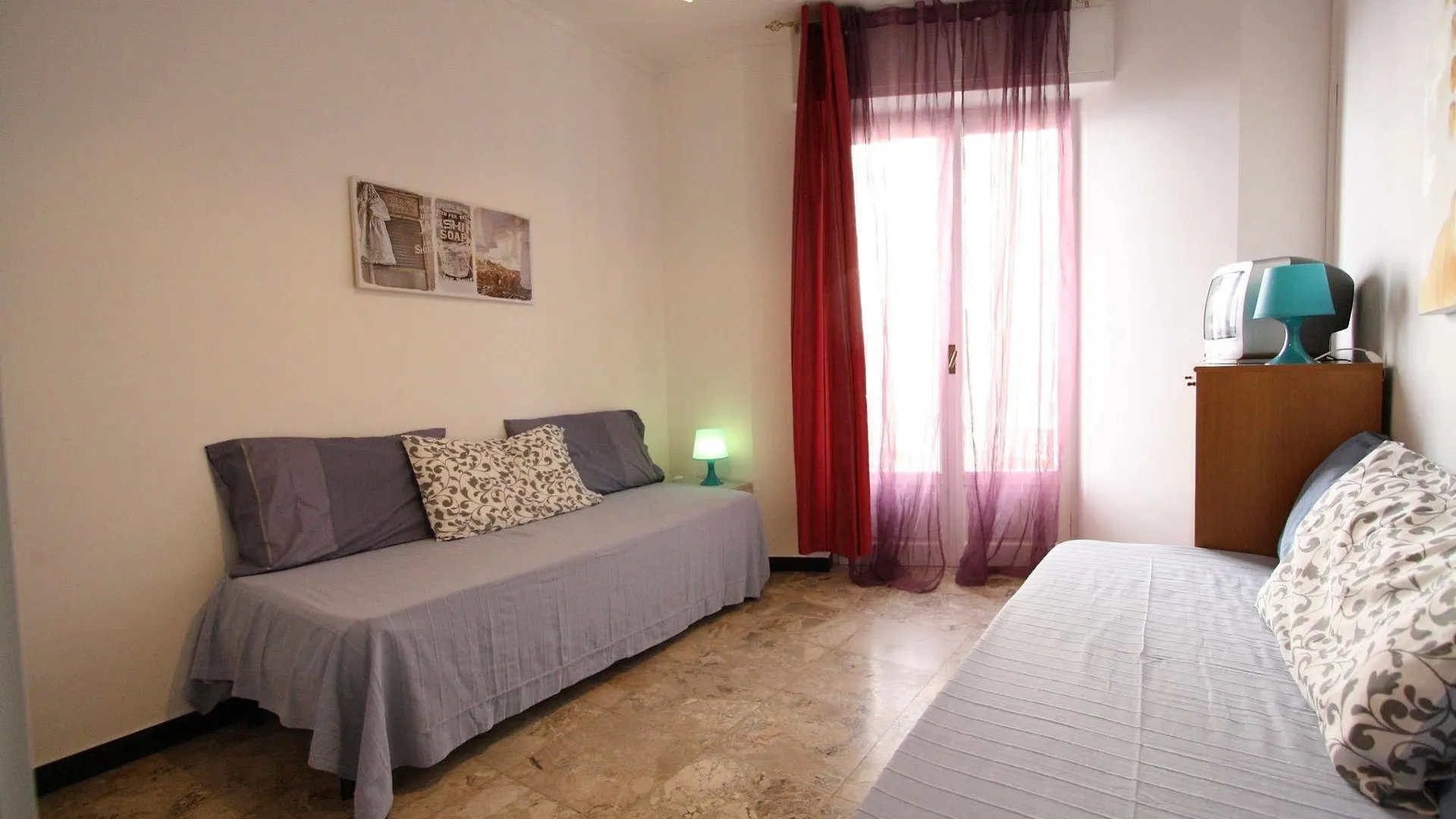 Rentopolis Fronte Mare Taggia Apartamento