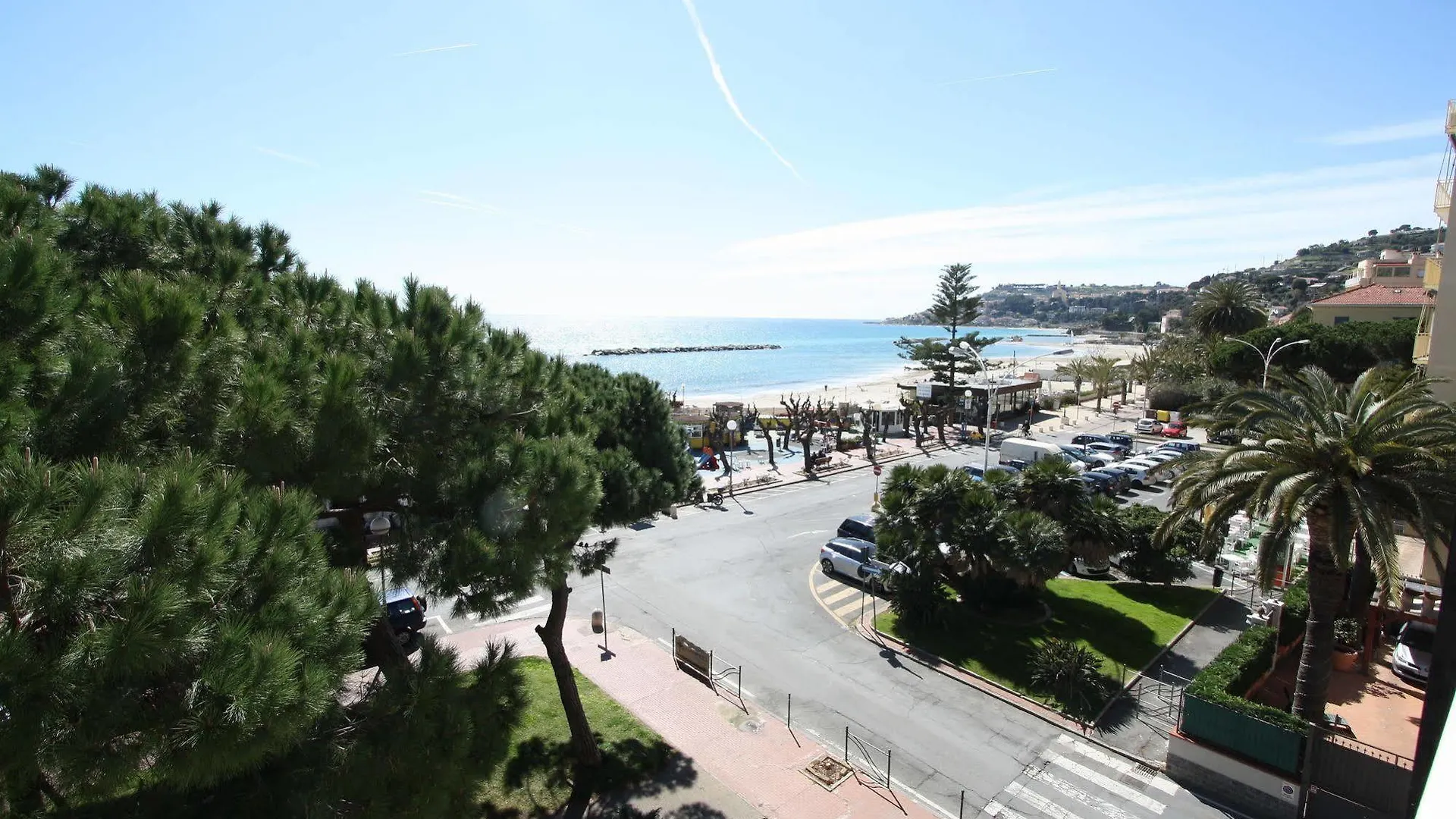 Rentopolis Fronte Mare Taggia Apartamento Arma di Taggia